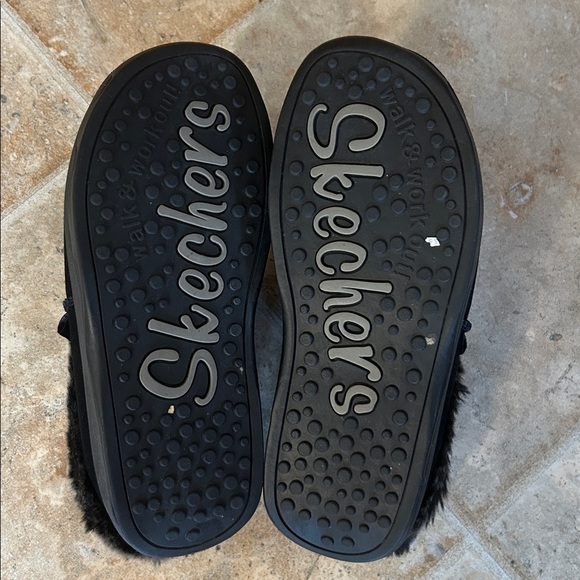 Skechers Tone Ups Slip-On Clogs - Picture 4 of 9